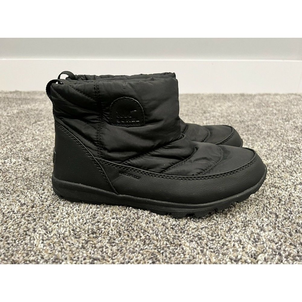 Sorel Womens Whitney Camp Boots Black Round Toe Pull On size 8 EUC